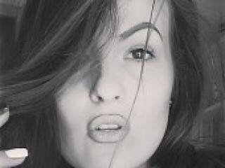 צ'אט וידאו ארוטי missisdevil