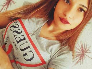 צ'אט וידאו ארוטי misskittii