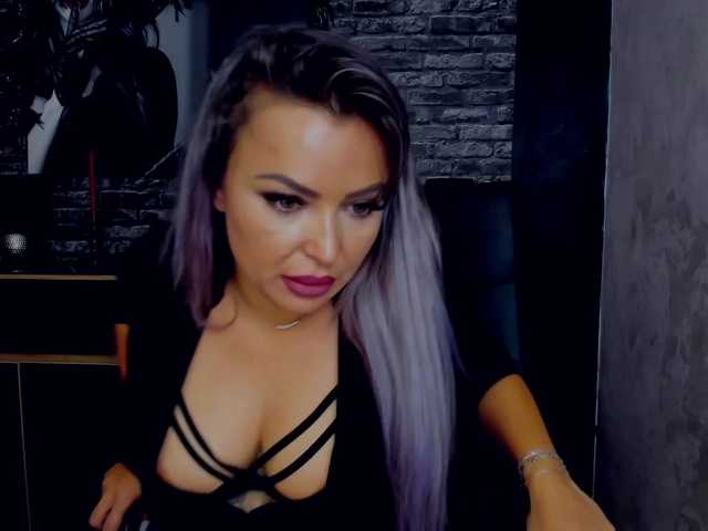 צילומי מסך משודרים MissRebekaa