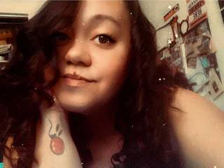 צ'אט וידאו ארוטי Misssuckalot