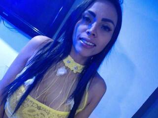 צ'אט וידאו ארוטי mistickyred