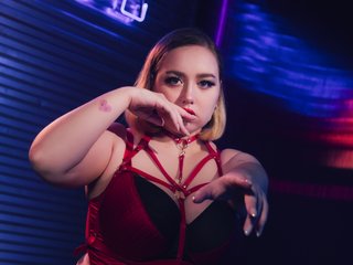 צ'אט וידאו ארוטי MistressOfYours