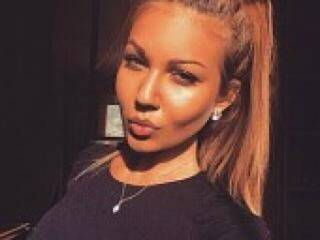 צ'אט וידאו ארוטי mistystar