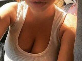 צ'אט וידאו ארוטי mitsigirl