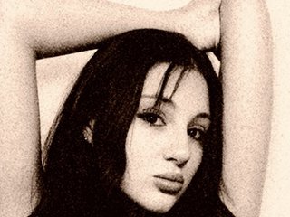 צ'אט וידאו ארוטי Miya-li