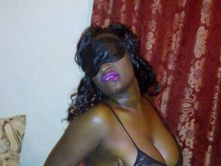 צ'אט וידאו ארוטי Crazyfoi