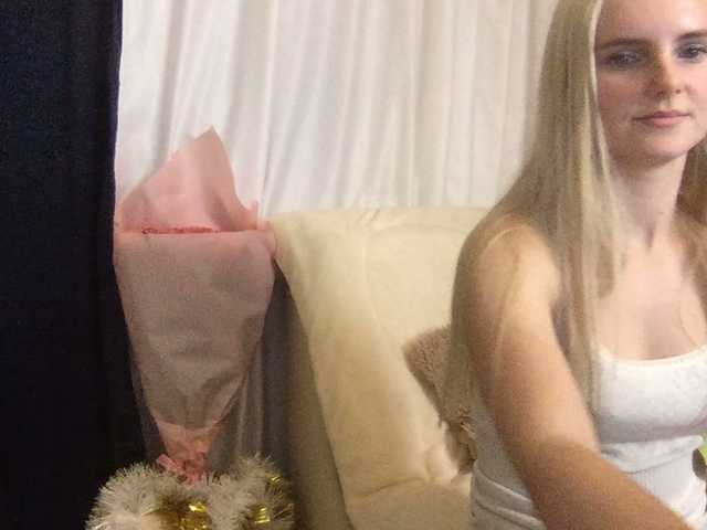 תמונות Mollitia HI GUYS) Happy Birthday to mee) GOAL 5000=OIL SHOW/ PRIVATE GROUP ON/ LOVENSE IN PUSSY) Level 1/3/50/180/590/890/ Domi 3 tk/ KISS 7/ LIKE MEE 22/ SPANK ASS 69/ OIL SHOW 555/ C2C 45/ STOKINGS HEELS DRESS 81/ DAY OFF 5555