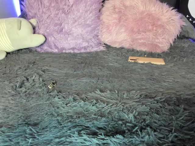 צילומי מסך משודרים MollyRick