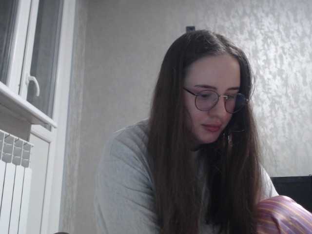 צילומי מסך משודרים Molyboobs