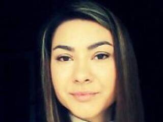 צ'אט וידאו ארוטי mon1ka