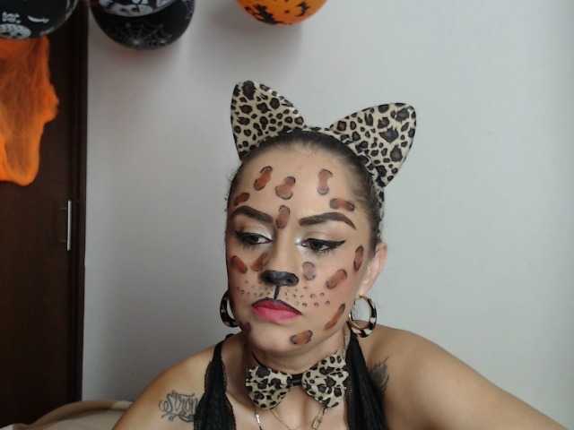 צילומי מסך משודרים MonaBurning