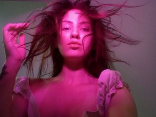 צ'אט וידאו ארוטי MonicaHoney