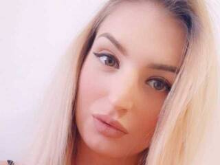 צ'אט וידאו ארוטי MonicaJays