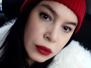 צ'אט וידאו ארוטי MonicaMiaa