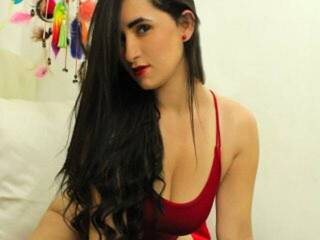 צ'אט וידאו ארוטי MonicQuintero