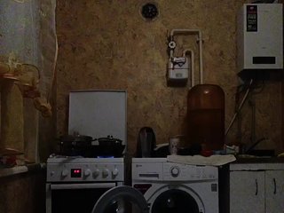 צ'אט וידאו ארוטי Monopussyy