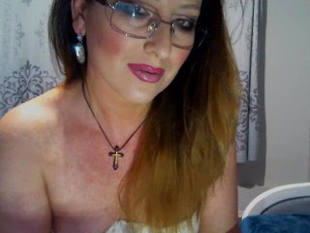 צילומי מסך משודרים moonQueen