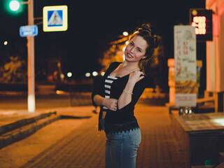 צ'אט וידאו ארוטי Ms-San