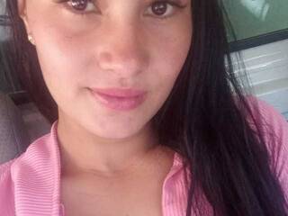 צ'אט וידאו ארוטי MyluNaughty