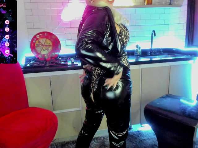 תמונות Myrnasexxx Lets fun together #milf #mature #lushcontrol #leather #mistress #sph #leather #mommy #humiliation #joi #findom