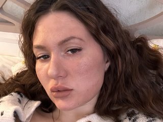 צ'אט וידאו ארוטי MyRoxy202