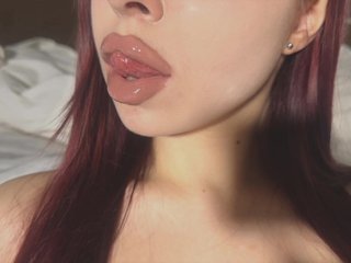 צ'אט וידאו ארוטי Lalala___