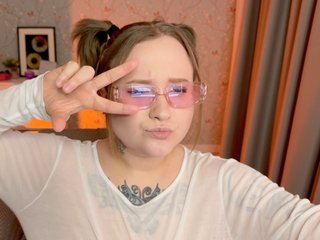 צ'אט וידאו ארוטי NaomiRey