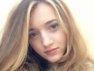 צ'אט וידאו ארוטי naomiteaser