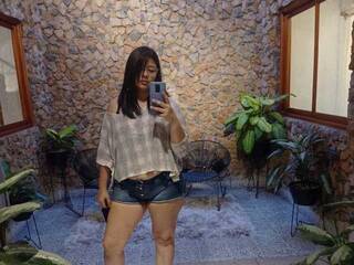 צ'אט וידאו ארוטי Naomy-smith