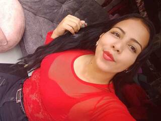 צ'אט וידאו ארוטי natasha40