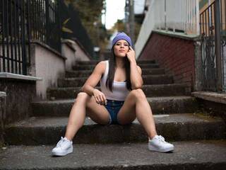 צ'אט וידאו ארוטי NatashaSimons