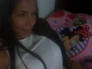 צ'אט וידאו ארוטי NATHASHAHOT30