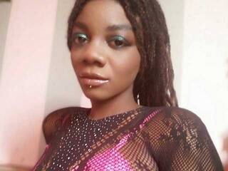 צ'אט וידאו ארוטי natsuggar17