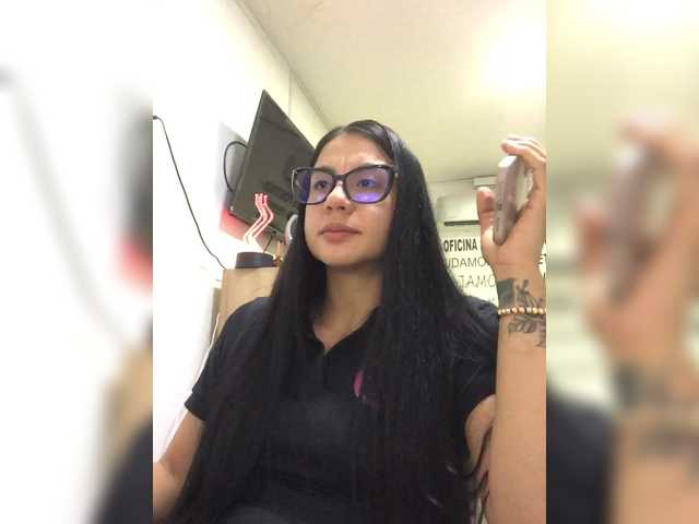 צילומי מסך משודרים NatyArango
