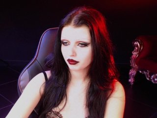צ'אט וידאו ארוטי NaughtyAnna
