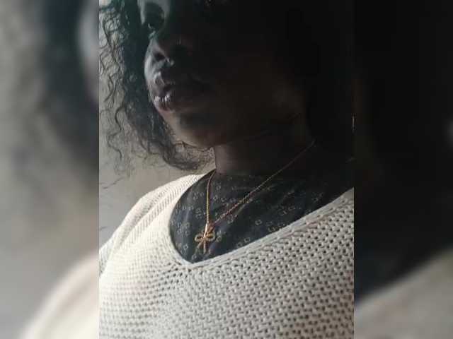 צילומי מסך משודרים NaughtyCherie