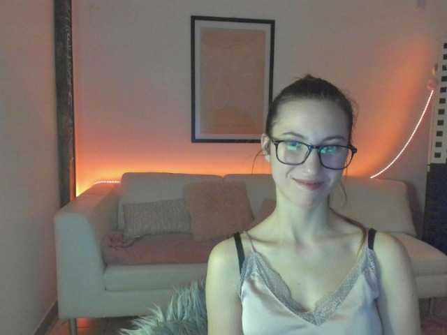 צילומי מסך משודרים naughtydanii1