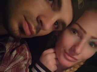 צ'אט וידאו ארוטי NaughtyLilChanel