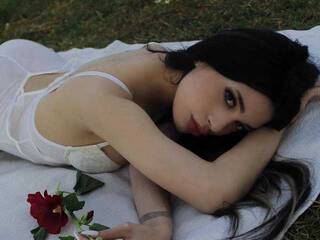 צ'אט וידאו ארוטי KiraCave