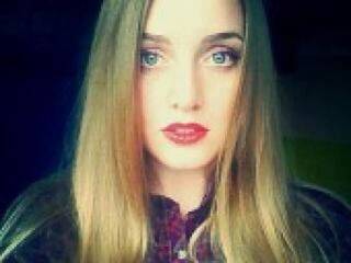 צ'אט וידאו ארוטי nellle