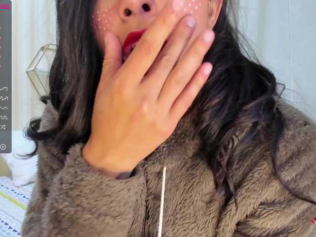 צילומי מסך משודרים NickySummer