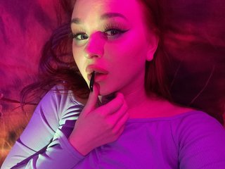 צ'אט וידאו ארוטי NicoleDaniell
