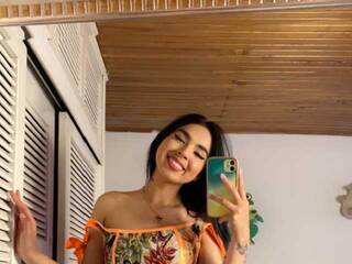 צ'אט וידאו ארוטי Nicolet3