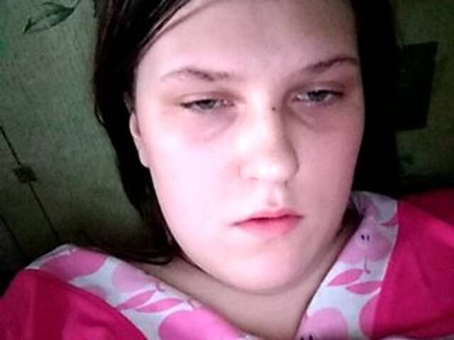 צילומי מסך משודרים NikaMonroe