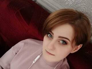 צ'אט וידאו ארוטי NikaRatt