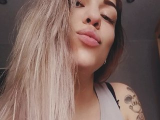 צ'אט וידאו ארוטי Niki233221