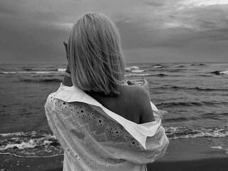 צ'אט וידאו ארוטי NIKI29000