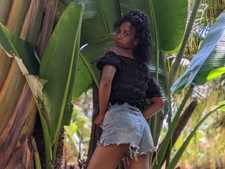 צ'אט וידאו ארוטי jaddennn