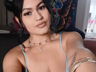 צ'אט וידאו ארוטי Nikkikittyx3