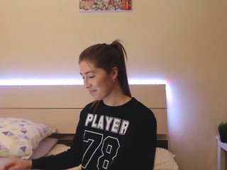 צילומי מסך משודרים Alisee_
